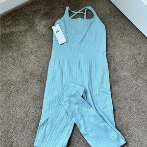 ALO Yoga Light Blue Women's Sleepwear Set